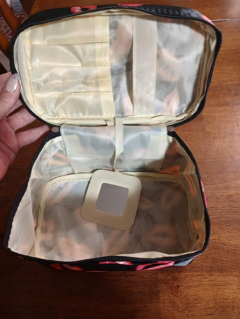 Black Lip-Print Travel Cosmetic Case - Women Bags